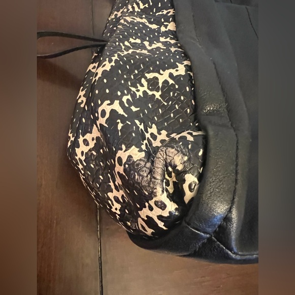 Sold - Picture 10 of 14